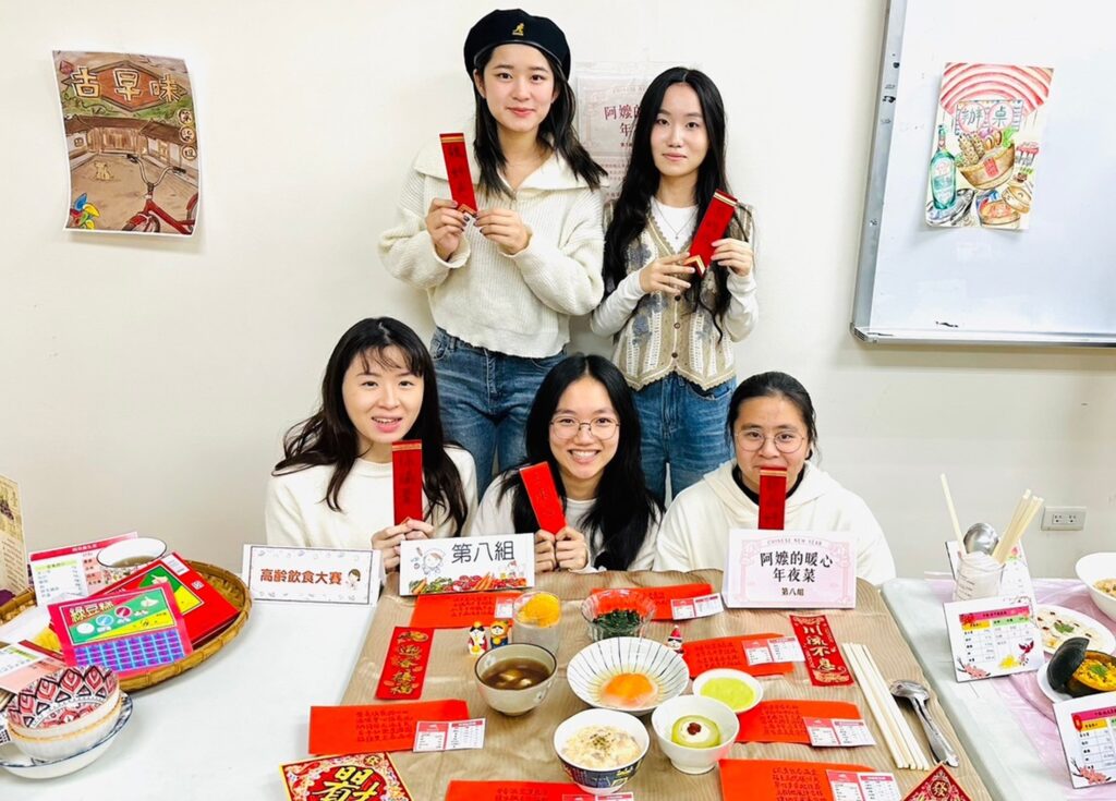 醫學教育新趨勢 中山醫大AI打造智慧醫療人才 2 02 E4B8ADE5B1B1E986ABE5A4A7E7879FE9A48AE7B3BBE5ADB8E7949FE8A8ADE8A888E5AEB9E69893E59280E59ABCE4B894E889B2E9A699E591B3E5928CE7879FE9A48AE585BCE585B7E79A84E5B9B4E88F9CEFBC8CE78DB2E6A0A1E585A7E9AB98E9BDA1E9A3B2E9A39FE5A4A7E8B3BDE586A0 1024x735 1