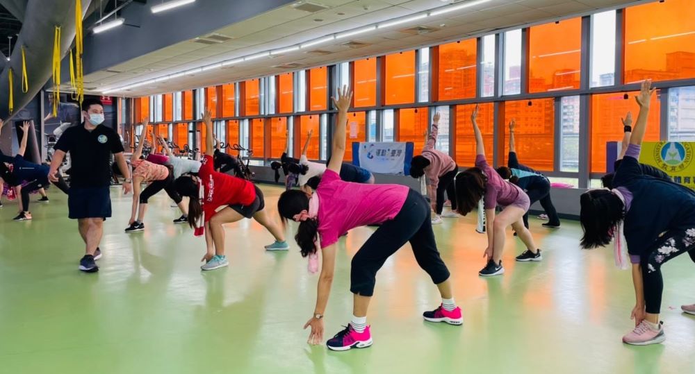 women尚勇 新北女力運動Party 3/8登場 運動中心及博物館優惠 4 《圖說》新北市18座國民運動中心,除設有女性友善空間、專屬課程及運動日,部分運動中心也於婦女節前後推出女性免費體驗課程,歡迎女性朋友報名參加。〈新莊國民運動中心提供〉